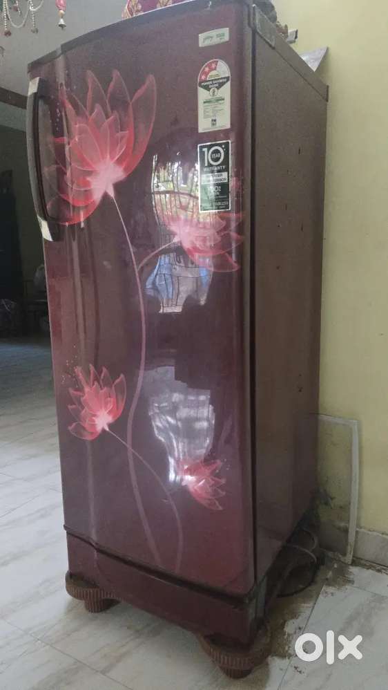 Godrej, 221 litre Fridge, Under Warranty.