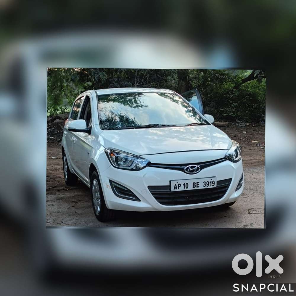Hyundai I20 Magna Petrol 2013