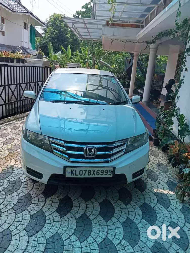 Well Maintained Honda City Corporate Edition 2013 Model Petrol Mt