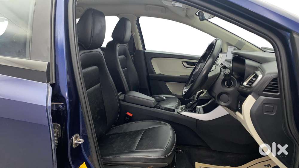 Tata Altroz 1.2 Xza Plus, 2022, Petrol