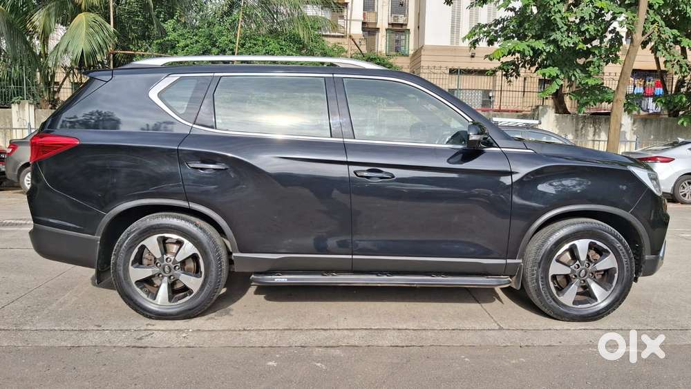 Mahindra Alturas G4 4wd At, 2021, Diesel