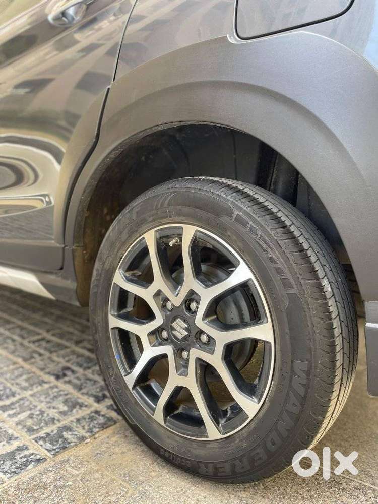 Maruti Suzuki Xl6 1.5 Alpha Plus At, 2022, Petrol