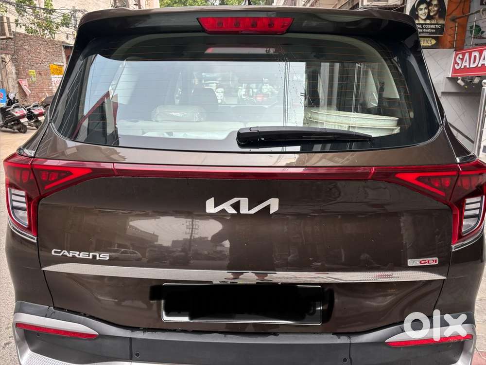Kia Carens Petrol 2023