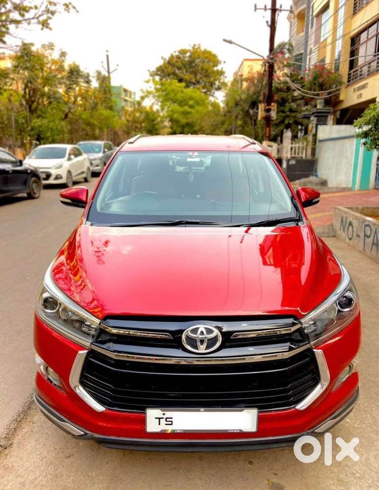 Toyota Innova Crysta 2017