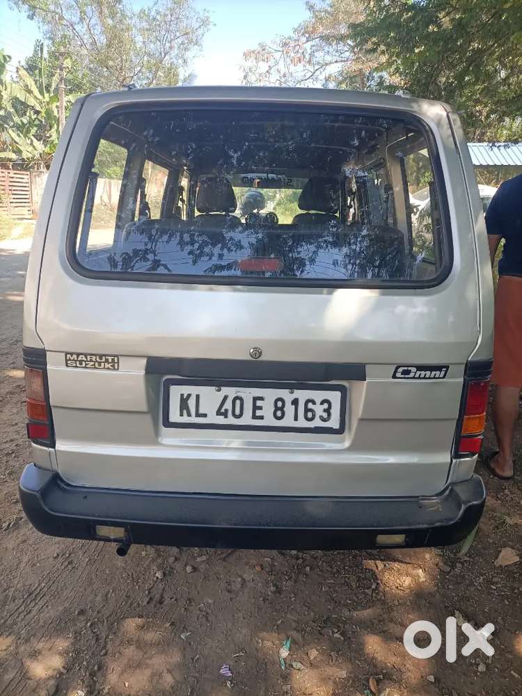 Maruti Suzuki Omni 5 Seater 2011