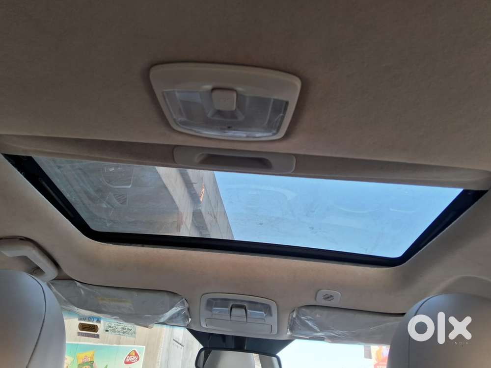 Mahindra Xuv300 W8 Option, 2020, Petrol