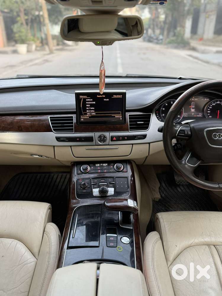 Audi A8 L 2010-2013 4.2 Fsi Quattro, 2011, Petrol