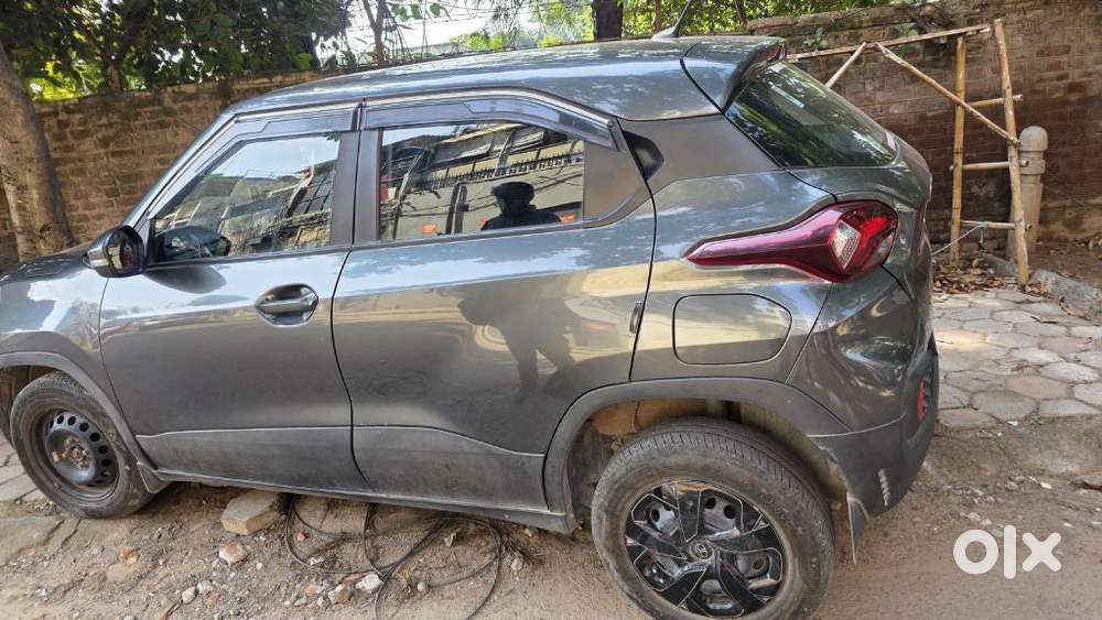 Tata Punch Creative Amt, 2025, Petrol