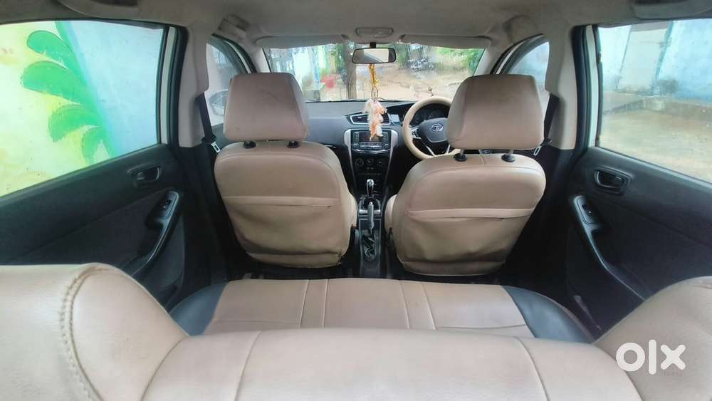 Tata Bolt Petrol 2017