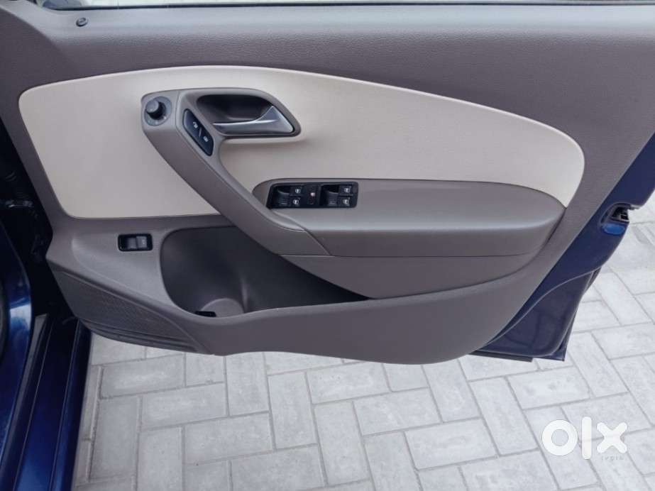 Volkswagen Vento 2010-2013 Petrol Highline, 2013, Petrol