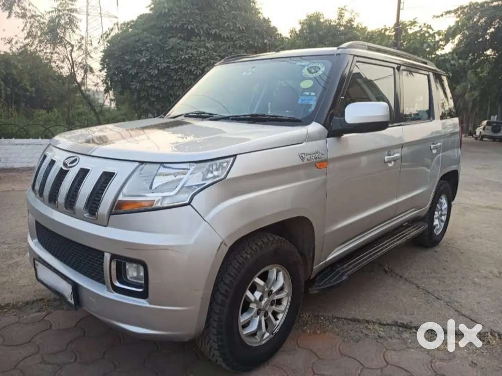 Mahindra Tuv 300 2015 Amt