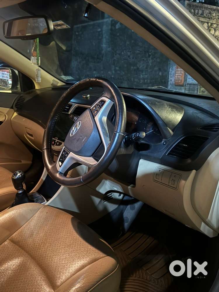 Hyundai Verna 1.6 Sx Vtvt 2012