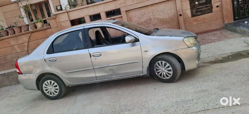Toyota Etios 2011 Petrol 95000 Km Driven