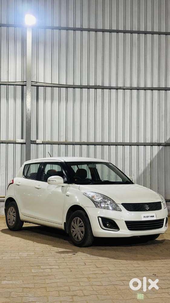 Maruti Suzuki Swift Vxi + Manual, 2016, Petrol