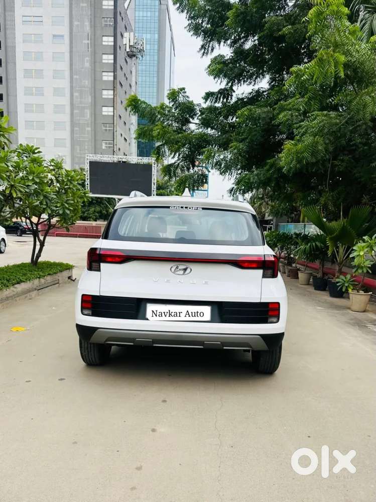 Hyundai Venue 1.5 S (o) Crdi, 2024, Diesel