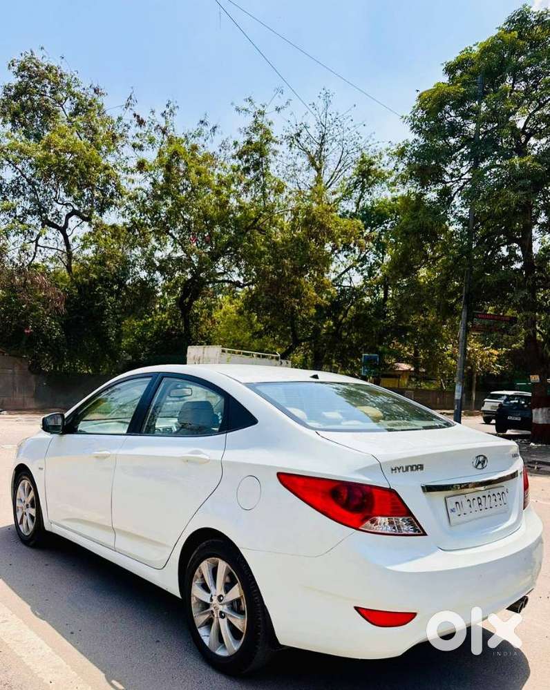 Hyundai Verna Vtvt 1.6 Sx, 2012, Petrol