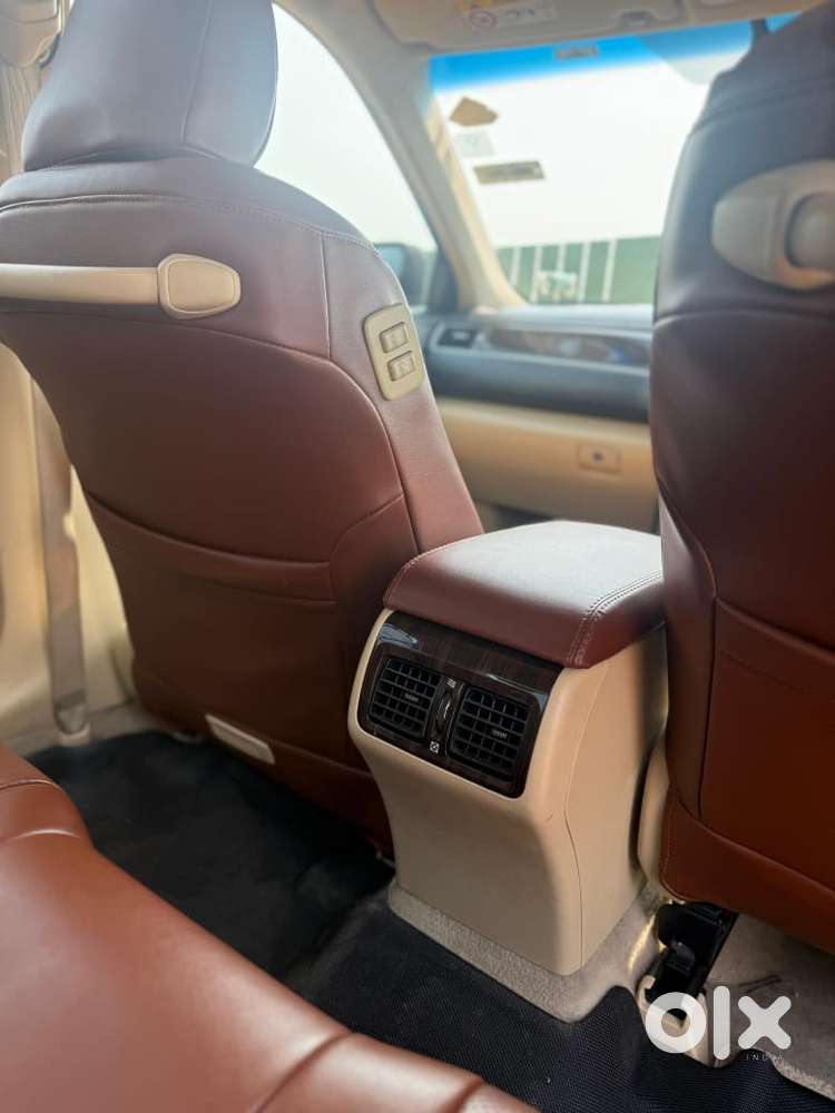 Toyota Camry Hybrid 2.5, 2017, Petrol