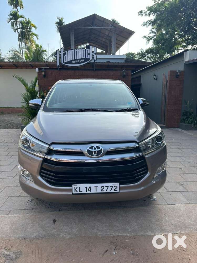 Toyota Innova Crysta Z manual Diesel Good Condition Cars 1753639228