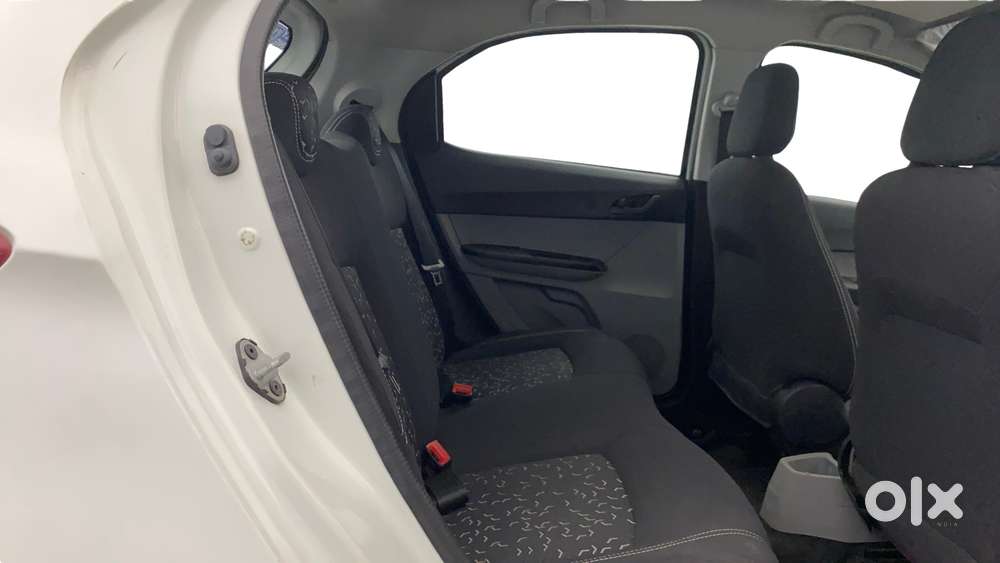 Tata Tiago 1.05 Revotorq Xt, 2023, Petrol