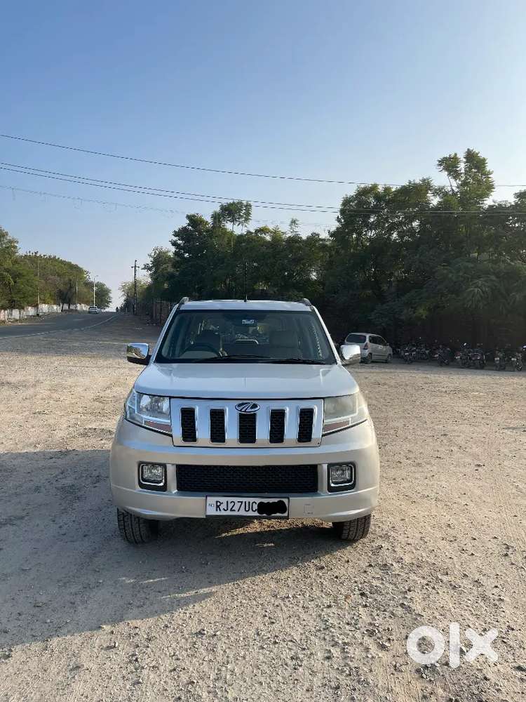 Mahindra Tuv 300 2015 Diesel Well Maintained