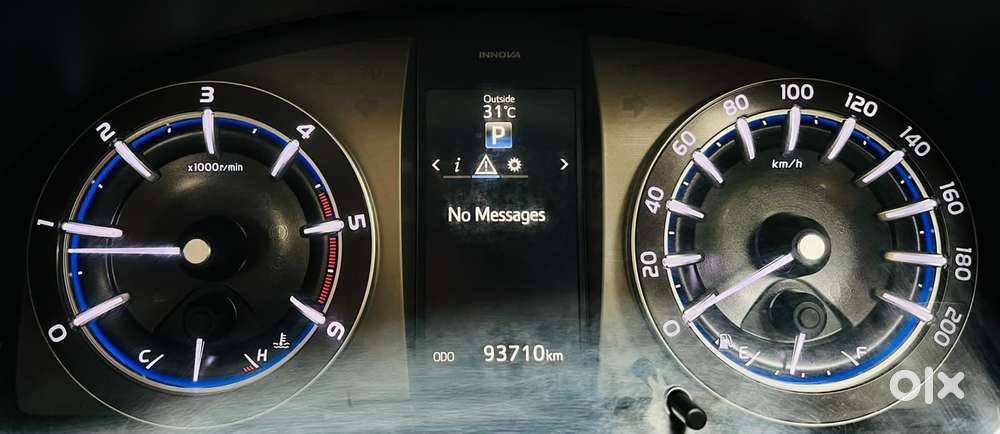 Toyota Innova Crysta 2.8z Automatic, 2016, Diesel