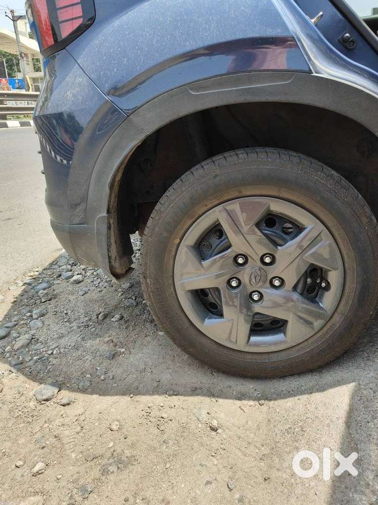 Hyundai Venue 1.2 S (o), 2023, Petrol