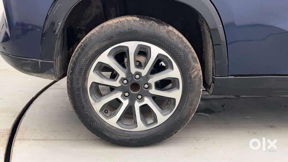 Maruti Suzuki Grand Vitara 1.5 Alpha Plus Intelligent Hybrid Ecvt, 2..