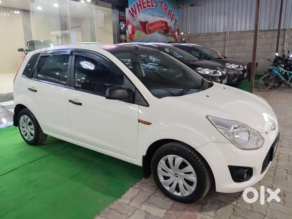 Ford Figo 1.2p Ambiente Mt, 2013, Petrol