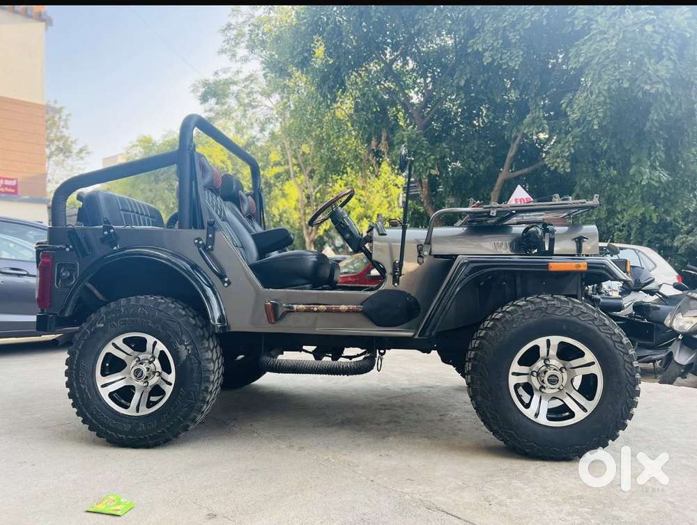 Mahindra Willys Low Bonet, 1972, Diesel