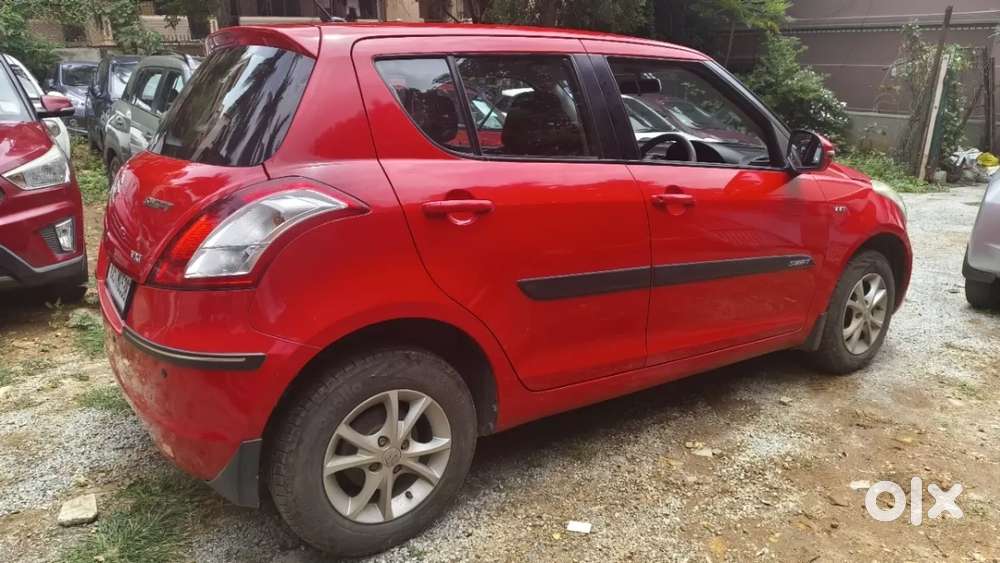 Maruti Suzuki Swift Vxi, 2015, Petrol