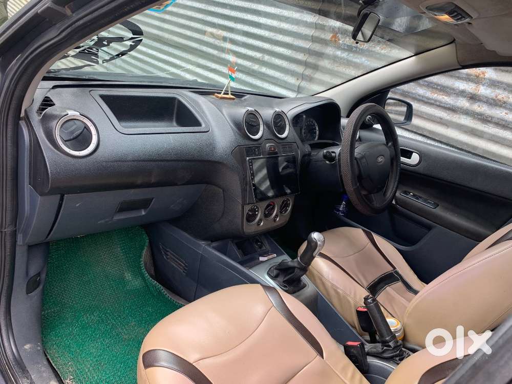 Ford Fiesta 1.4 Zxi 2015