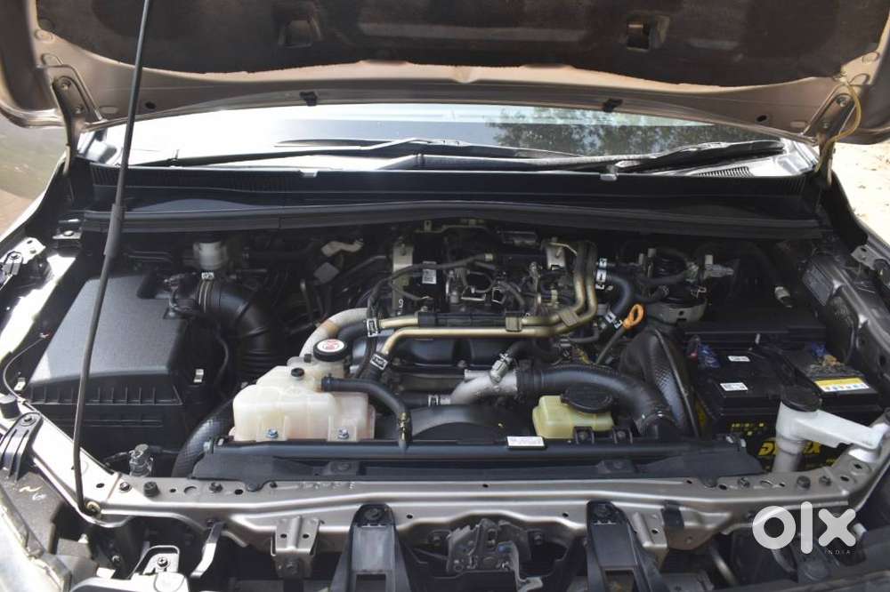 Toyota Innova Crysta 2.4 G Mt, 2017, Diesel