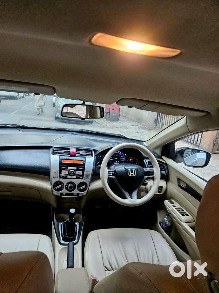 Honda City Zx 2013 Petrol/cng Manual
