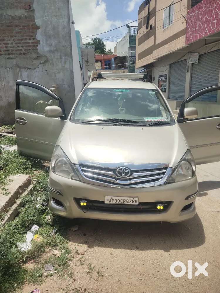 Toyota Innova 2008 Diesel Ui