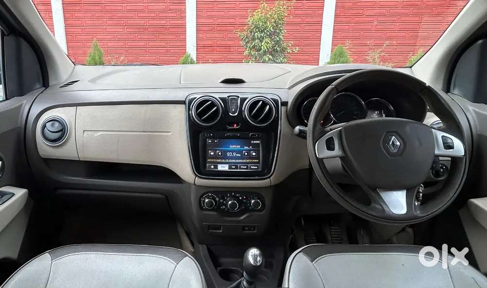 Renault Lodgy 2015 Diesel 7 Seater Quality Car