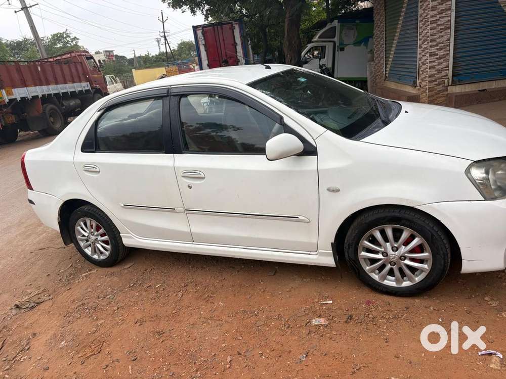 Toyota Etios Petrol 2012