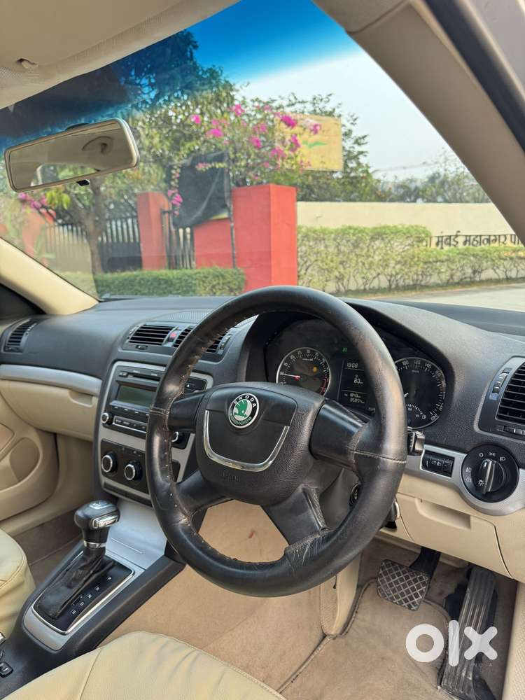 Skoda Laura 1.9 Tdi At Ambiente, 2012, Diesel