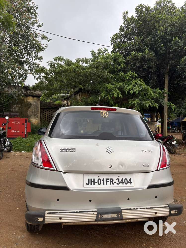 Maruti Suzuki Swift 2015 Petrol Well Maintained Lxi Bs4