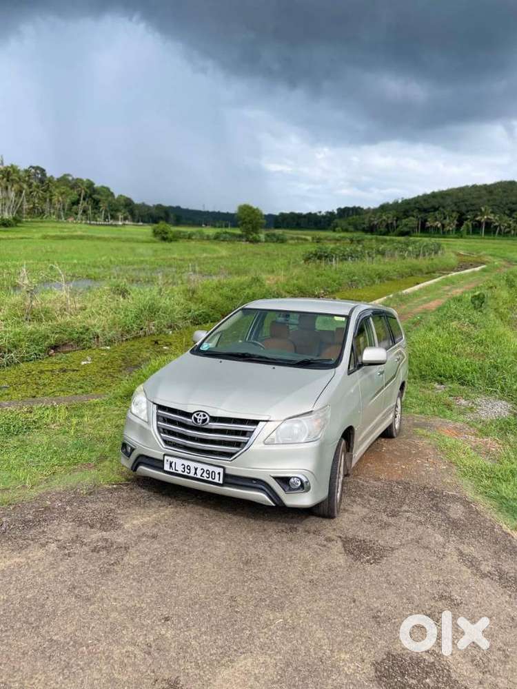 Toyota Innova 2.5 G (diesel) 7 Seater Bs Iv, 2013, Diesel