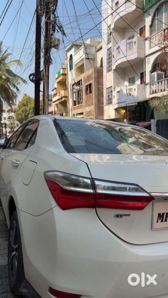 Toyota Corolla Altis 2017 Petrol Well Maintained
