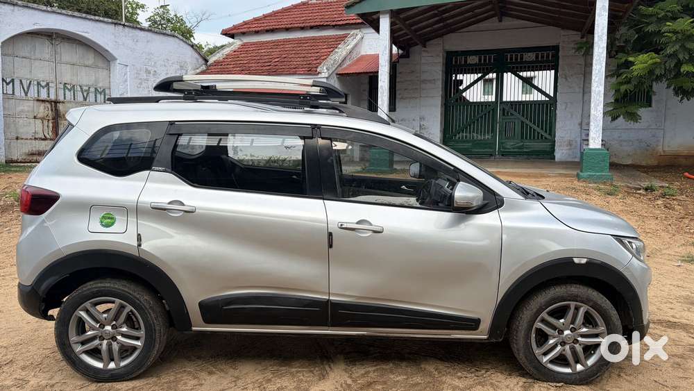 Renault Triber Rxz, 2019, Petrol