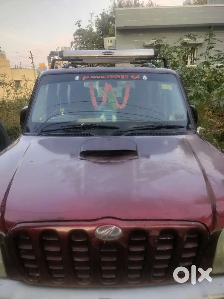 Mahindra Scorpio Classic 2004 Diesel 80000 Km Driven