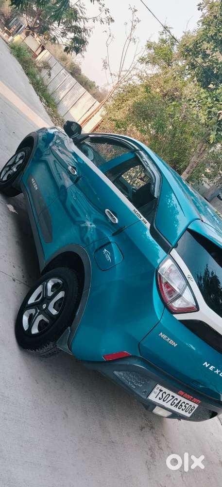 Tata Nexon 1.2 Revotron Xm (s), 2018, Petrol