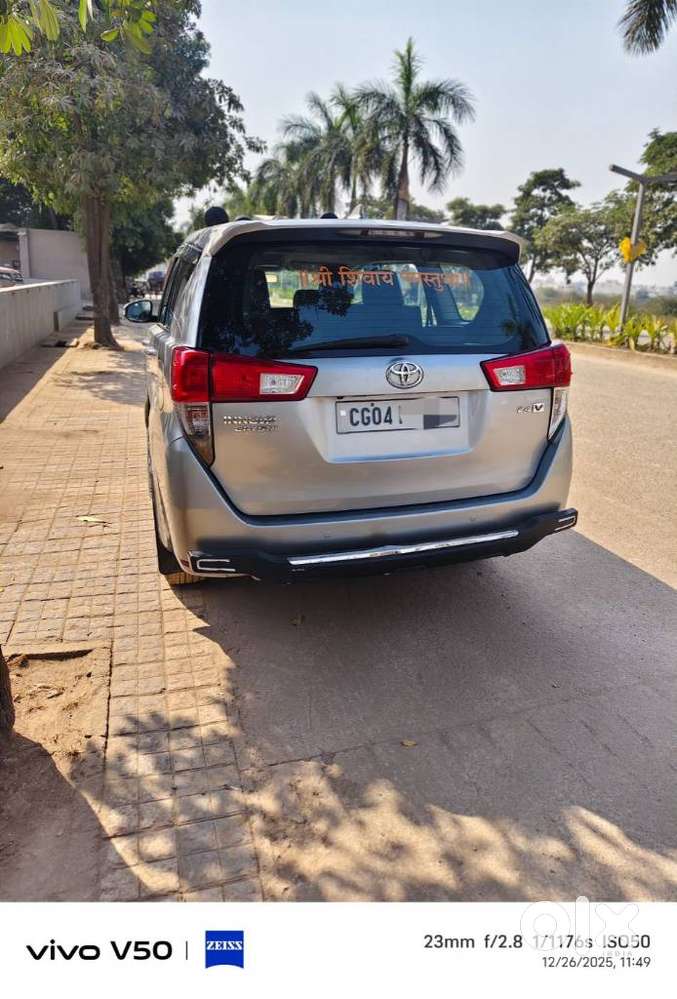 Toyota Innova Crysta 2.4 V 8 Str, 2018, Diesel