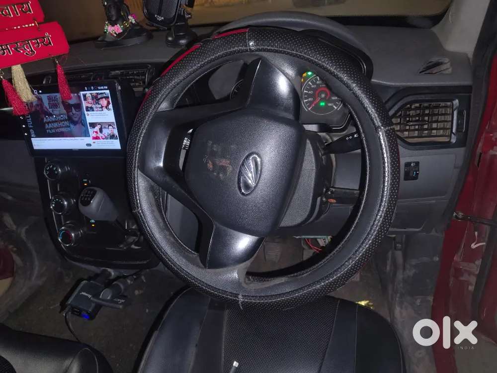 Mahindra Kuv 100 2019