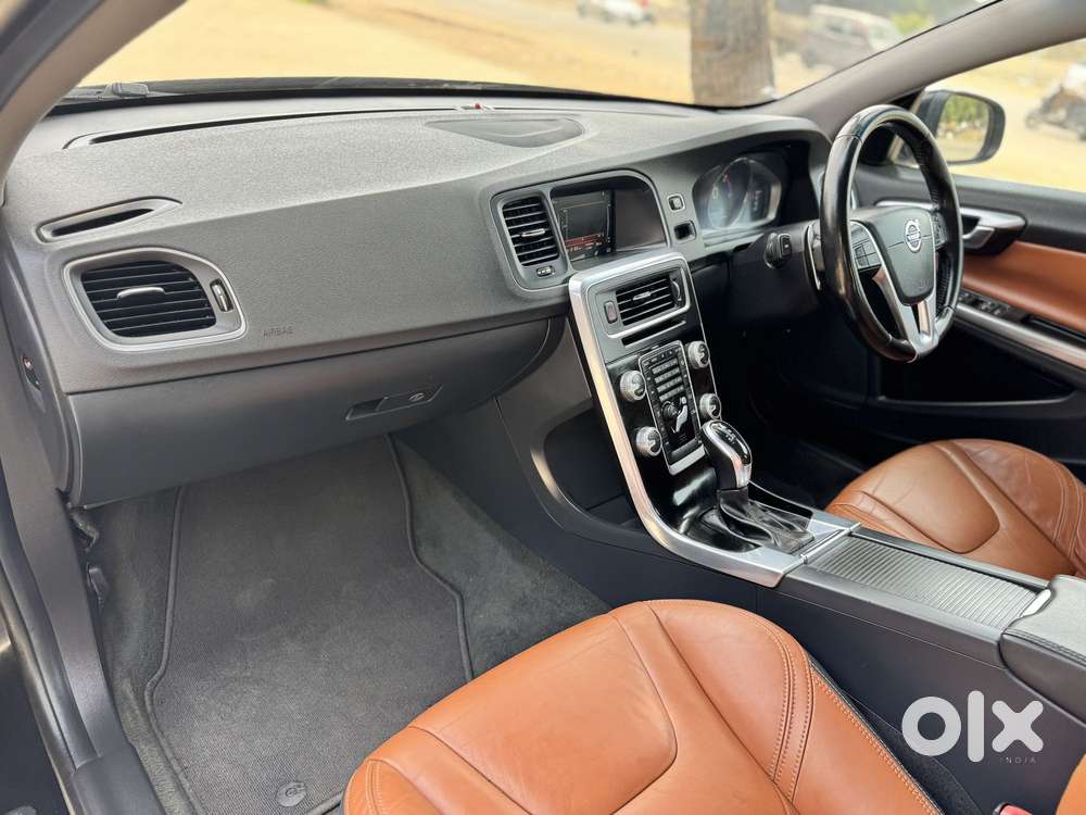 Volvo S60 D5 Inscription, 2016, Diesel