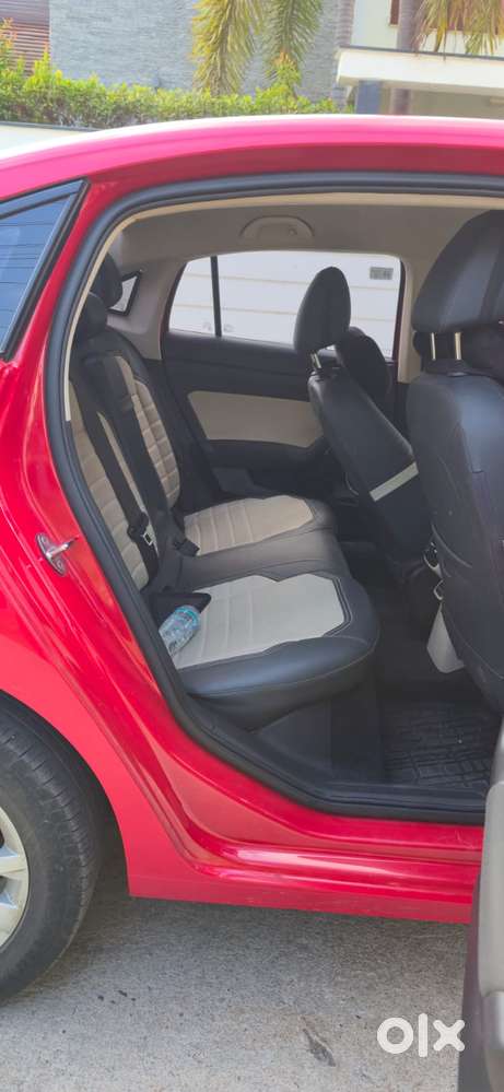 Skoda Slavia Ambition 1.0l Tsi Mt, 2022, Petrol