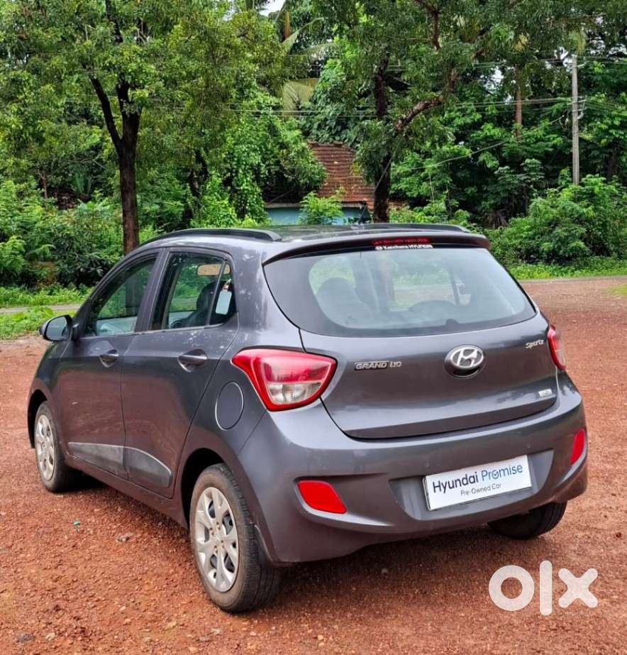 Hyundai Grand I10 Sportz, 2015, Petrol