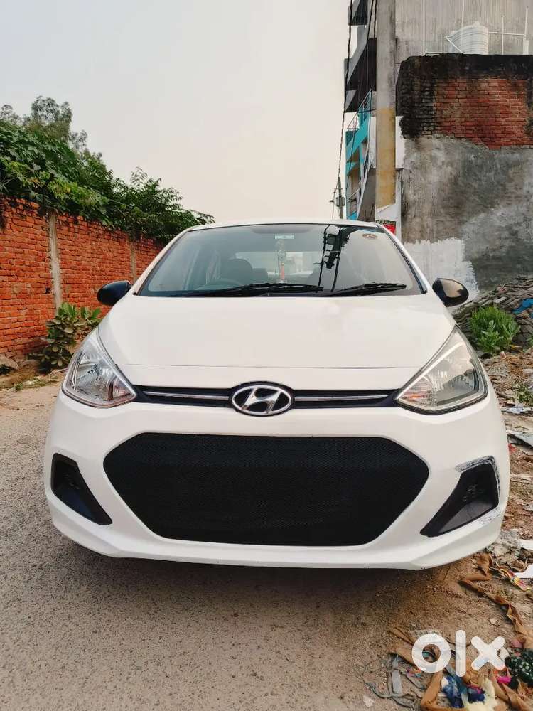 Hyundai Xcent 2016 Cng Third Owner