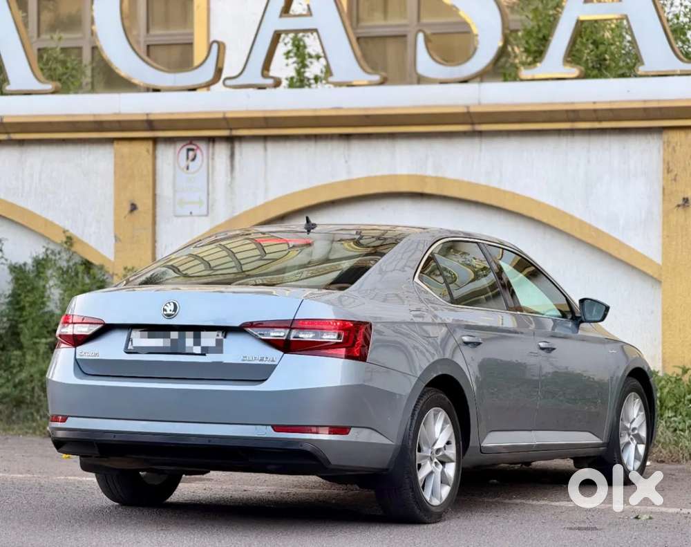 Skoda Superb 2.0 L&k Tsi At, 2020, Petrol